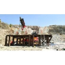 超細磨粉機多少錢，把石頭磨成粉可行嗎