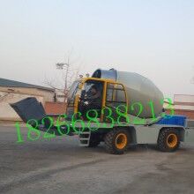 福建龍巖自上料混凝土攪拌運(yùn)輸車(chē) 全自動(dòng)混凝土攪拌運(yùn)輸車(chē)