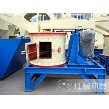 自行式沙石破碎機(jī)價格不貴，經(jīng)濟(jì)實惠ZQ82