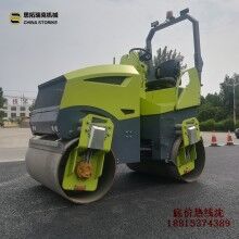 山東思拓瑞克ST3000 小型座駕式3噸壓路機(jī) 廠家直銷質(zhì)保一年