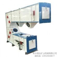 耐火材料專用Z型提升機(jī)，整機(jī)防爆，內(nèi)置強(qiáng)制通風(fēng)系統(tǒng)