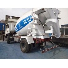 5m3混凝土罐車最新價格，億立攪拌罐車廠家直銷