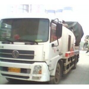 11年中聯(lián)柴油混凝土車載泵一臺(tái)（東風(fēng)天錦底盤(pán)）